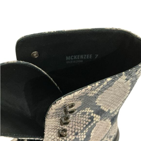 Stuart Weitzman McKenzee Python Embossed Lace Up Leather Combat Boots Size 7 - Picture 10 of 13